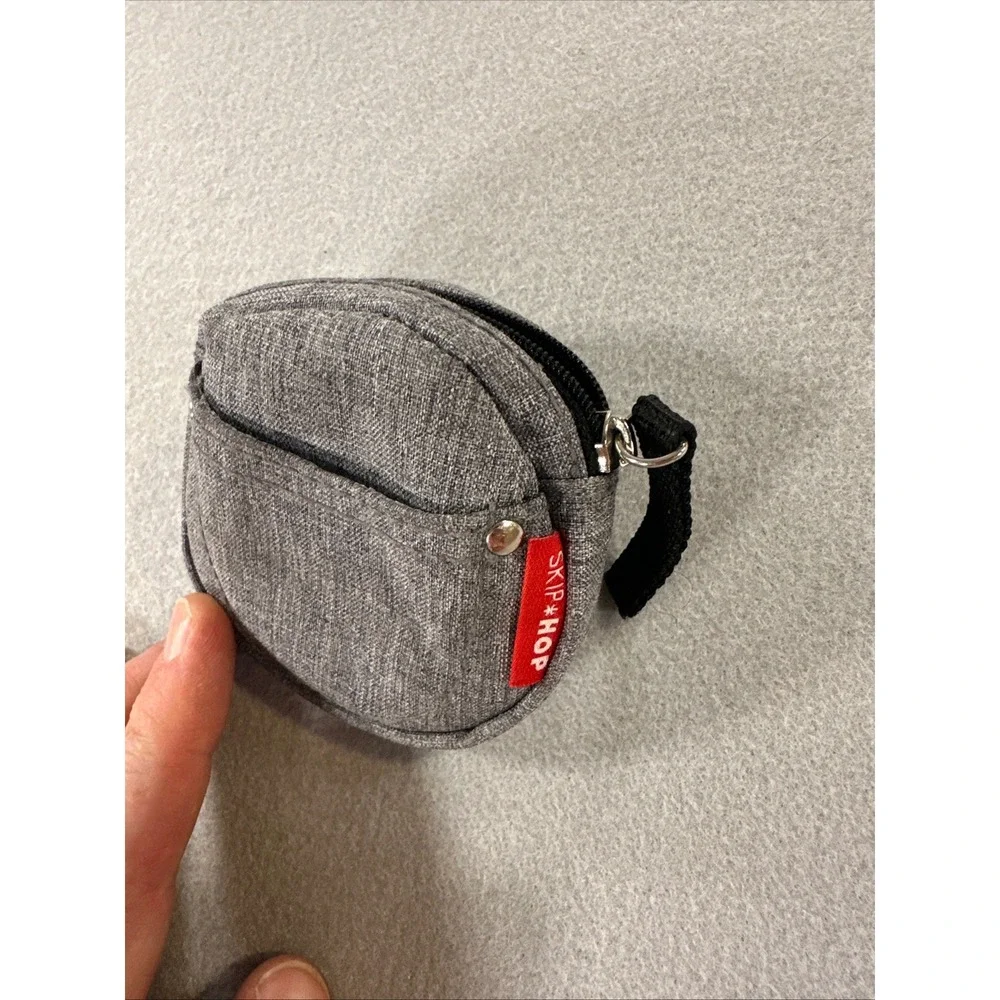 Skip Hop Pacifier Pocket Grey Heathered Accessory Pouch with Snap Strap